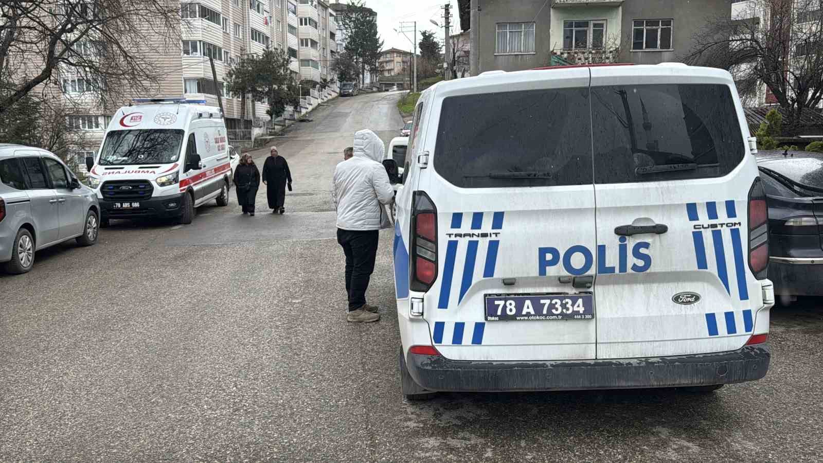 yasli-kadin-evinde-olu-bulundu