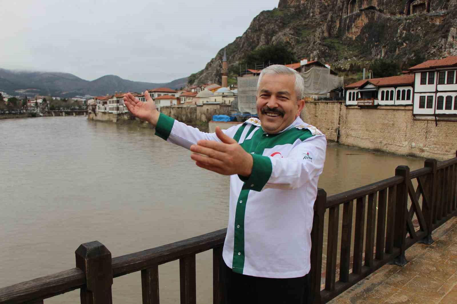 yesilirmak-nehrinde-su-seviyesi-2-metreye-kadar-yukseldi-piknik-masalari-akintiya-kapildi