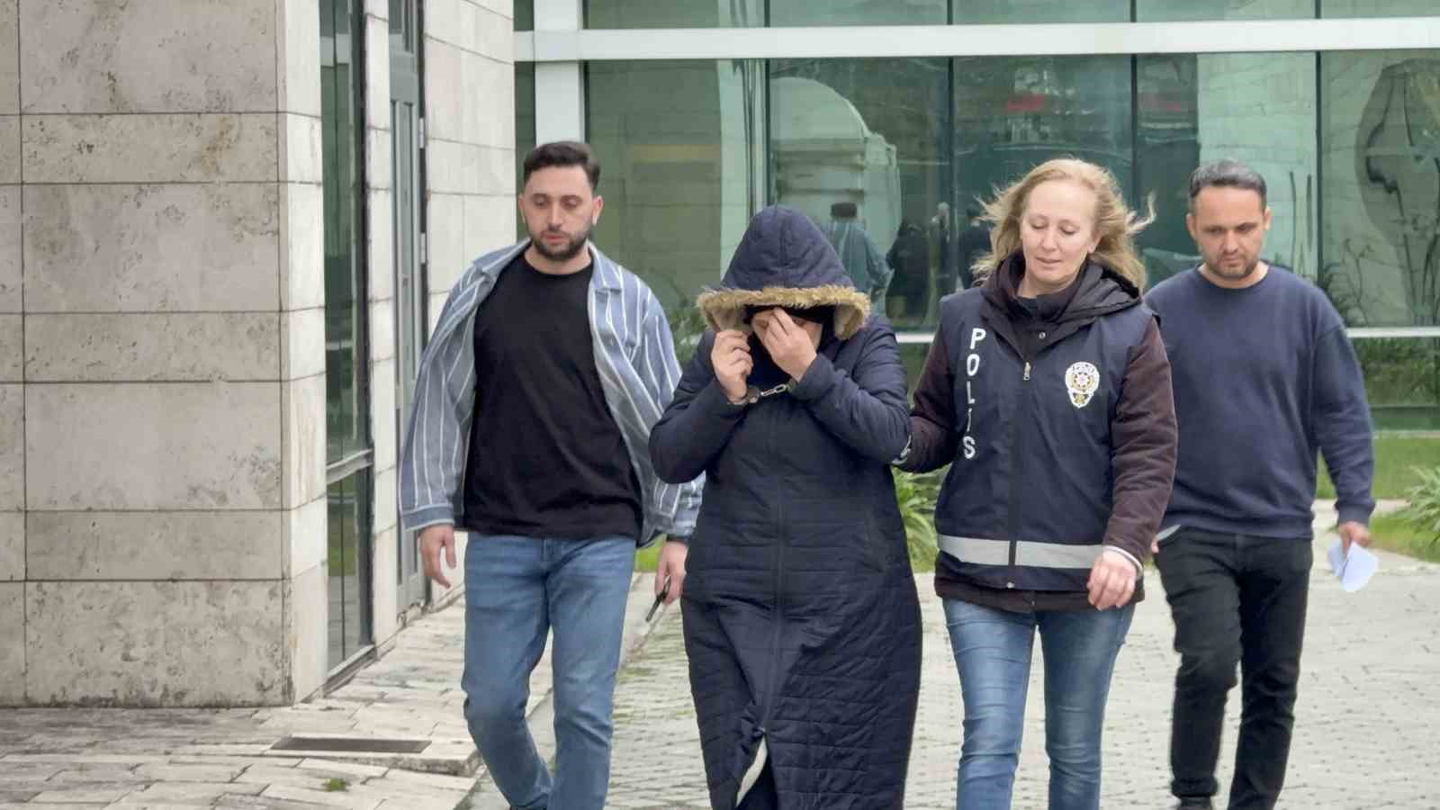 ayni-kuyumcudan-iki-kez-altin-calan-kadin-tutuklandi