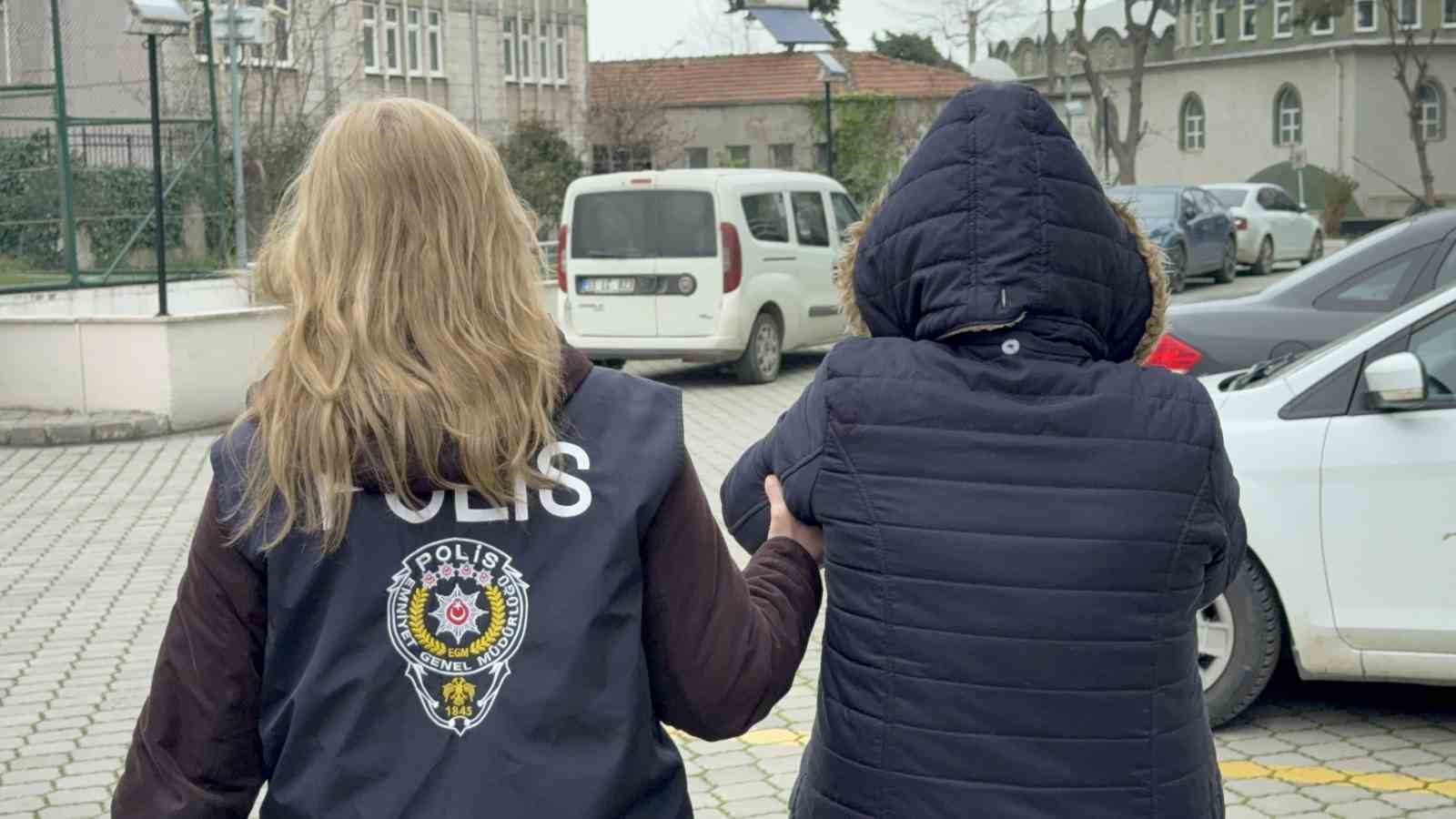 ayni-kuyumcudan-iki-kez-altin-calan-kadin-tutuklandi