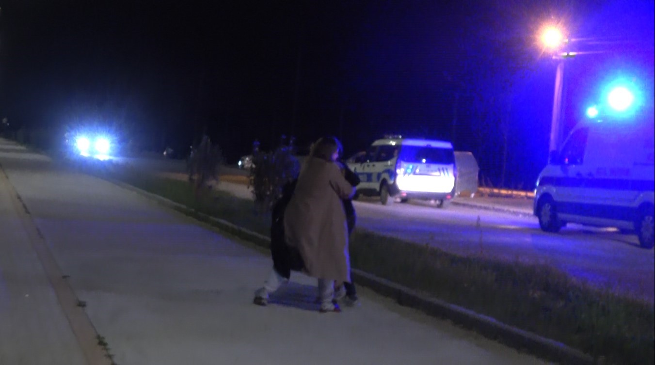 bafrada-alkollu-kadin-ekipleri-alarma-gecirdi