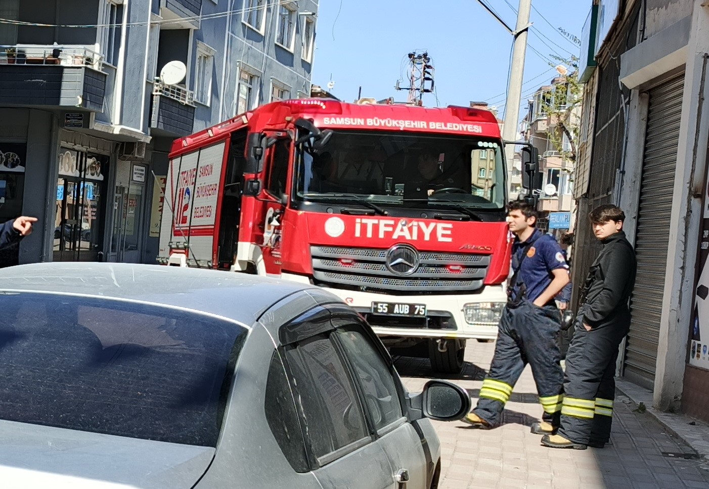 bafrada-korkutan-yangin