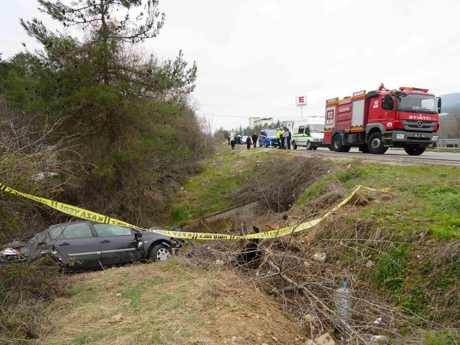bayram-tatili-yolunda-feci-kaza-1-olu-4-yarali