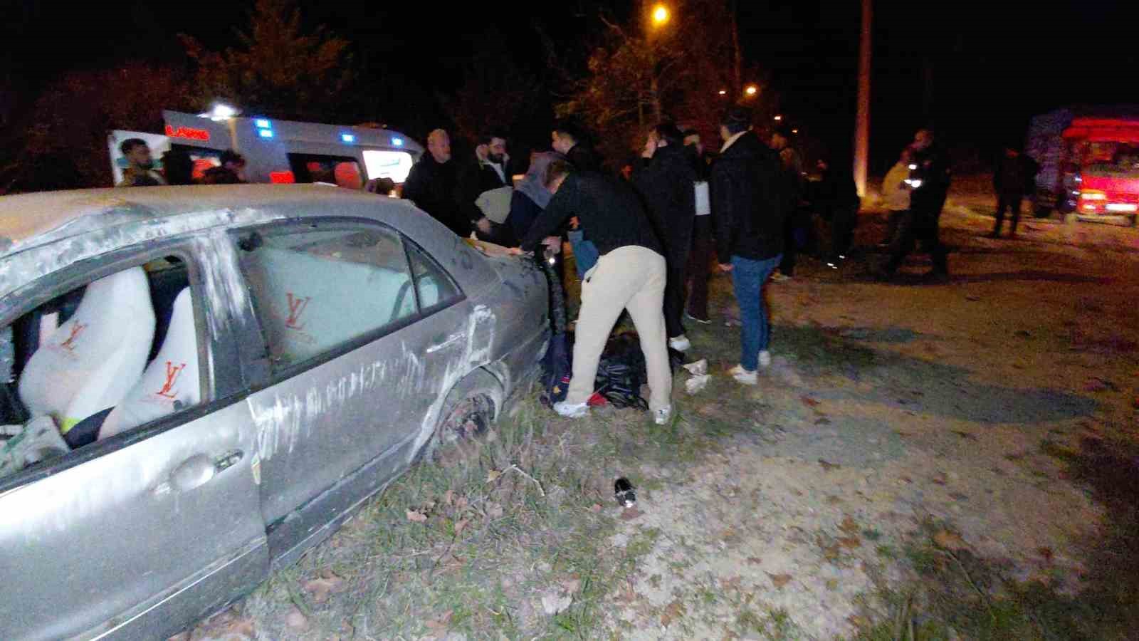 boluda-kazada-ortalik-savas-alanina-dondu-4-yarali