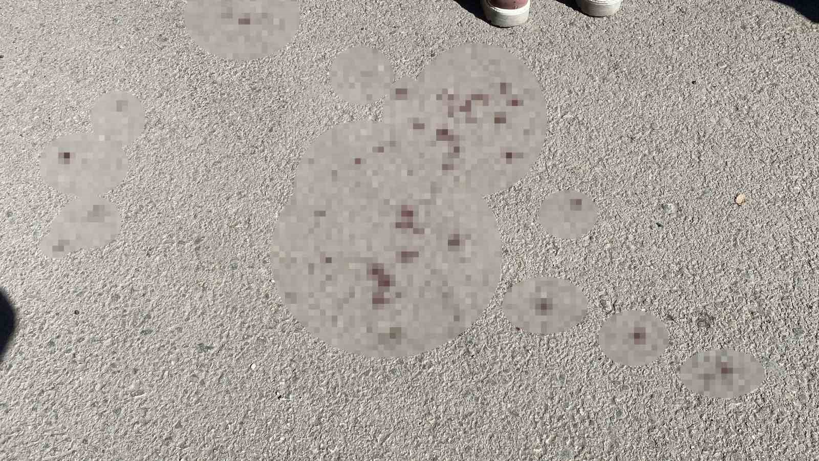 boluda-pazarda-iki-insaat-firmasi-yetkilileri-kavga-etti-3-yarali