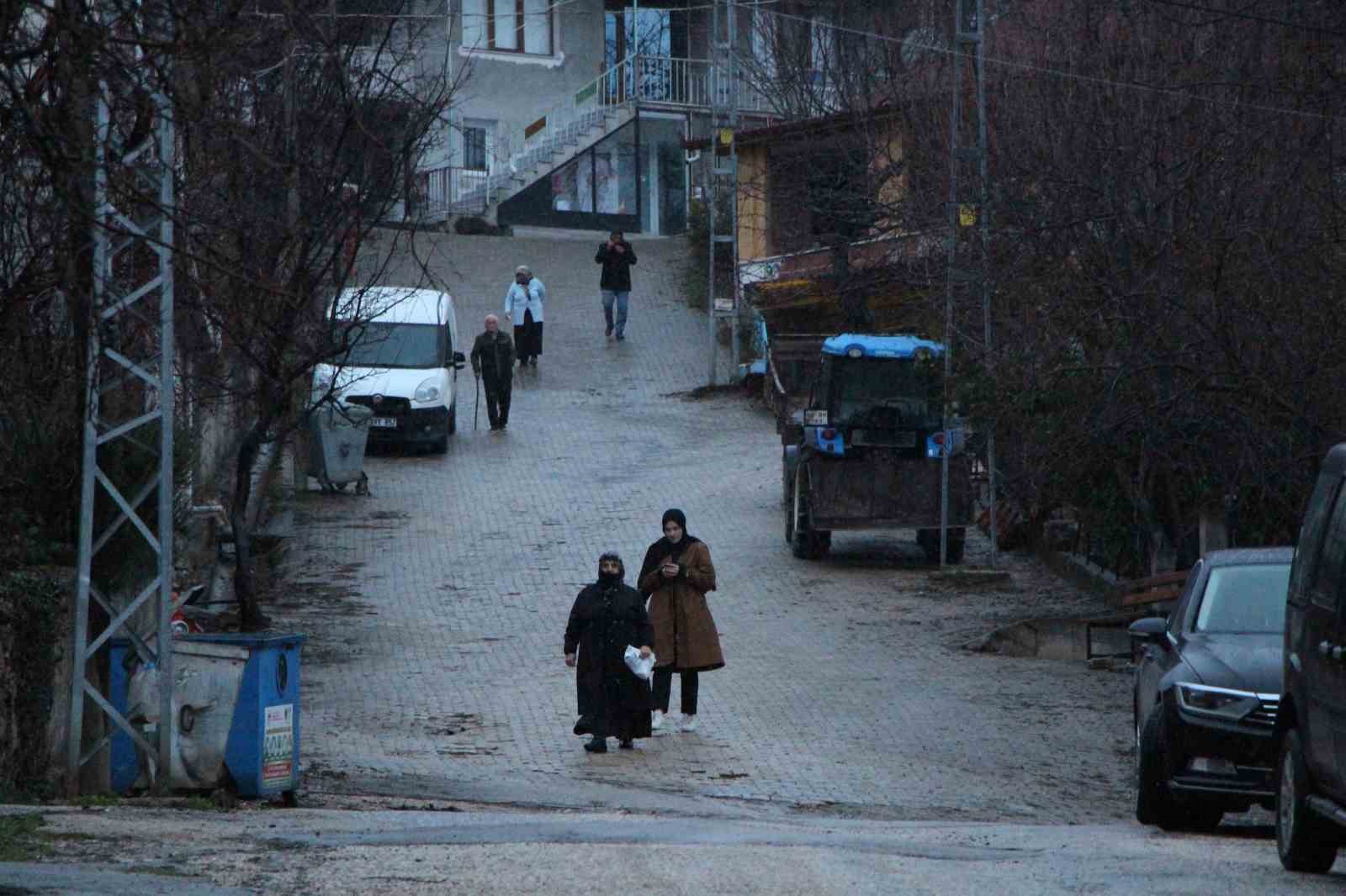 bu-koyde-ramazan-boyunca-yemeklere-kadin-eli-degmiyor