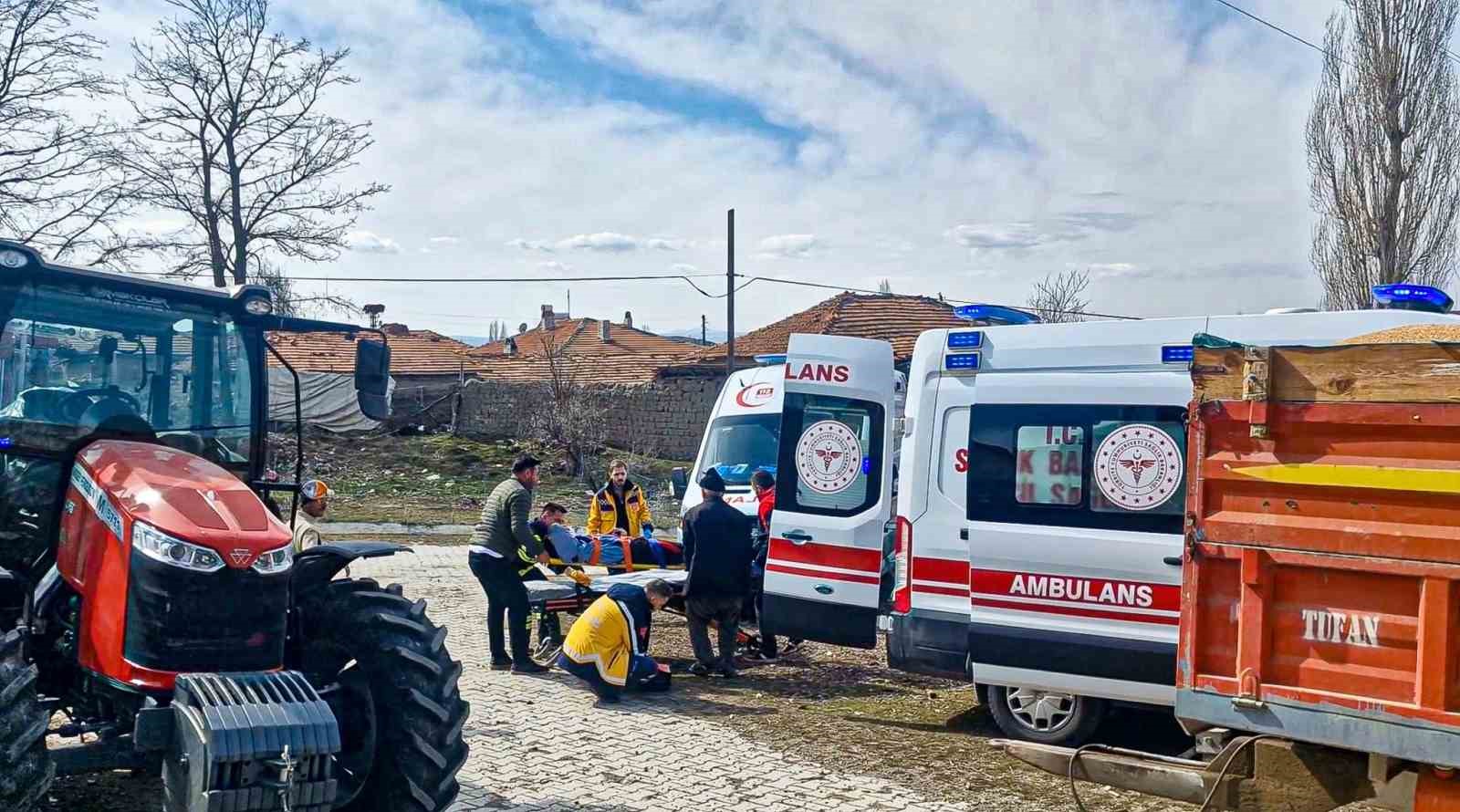 bugday-aktarimi-sirasinda-facia-kardeslerden-biri-gocukte-kaldi-digerinin-parmaklari-koptu
