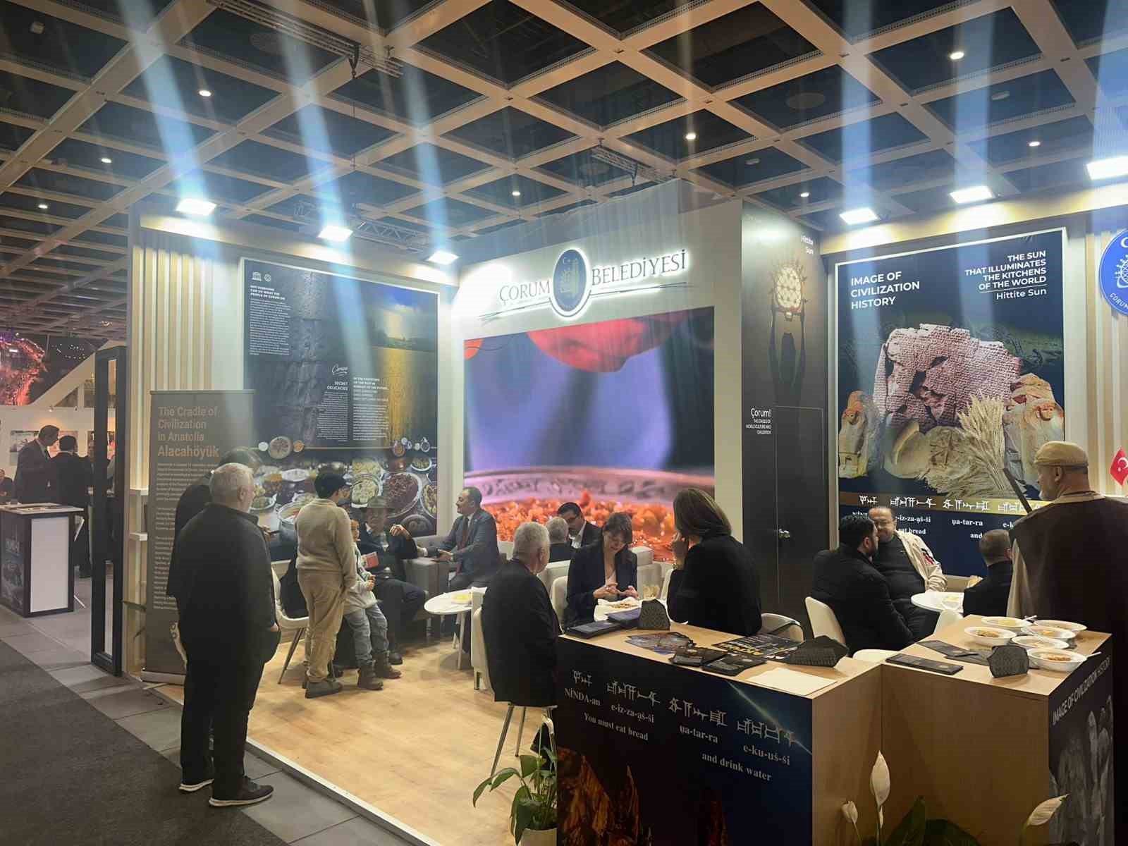 corum-belediyesi-standina-berlinde-yogun-ilgi