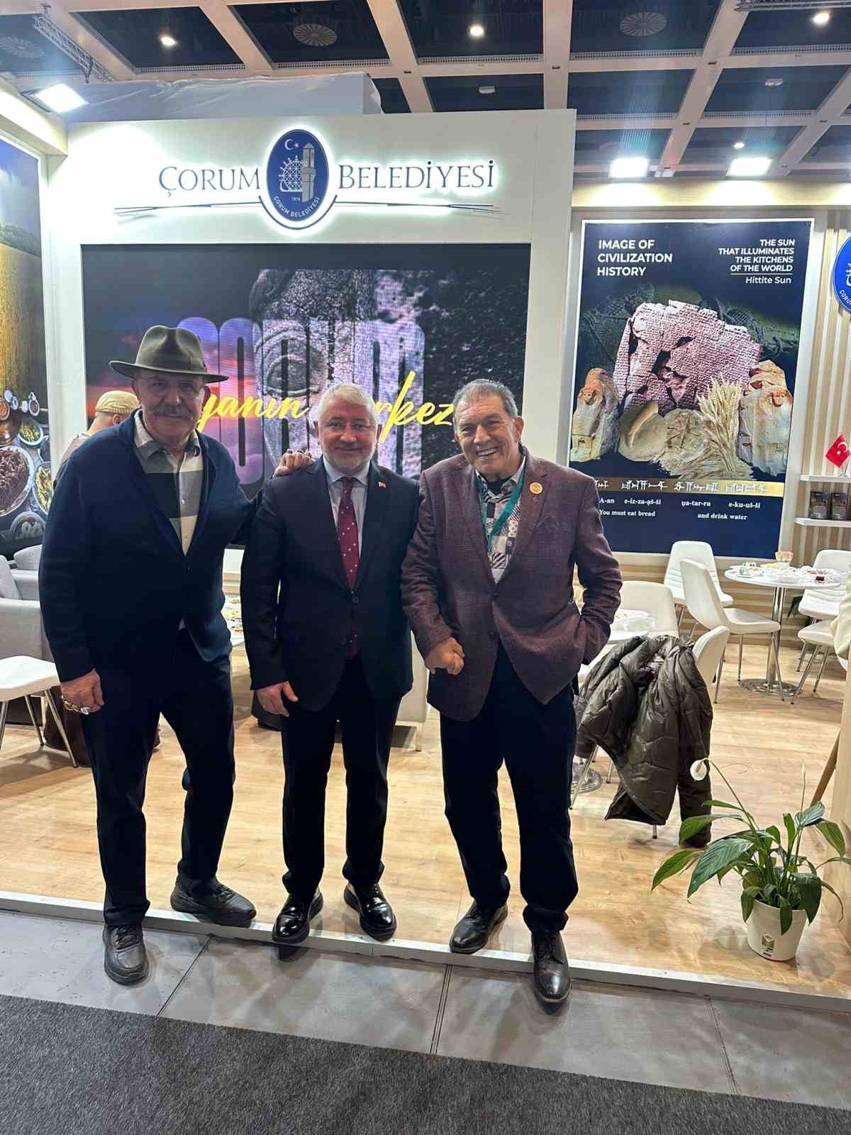 corum-belediyesi-standina-berlinde-yogun-ilgi