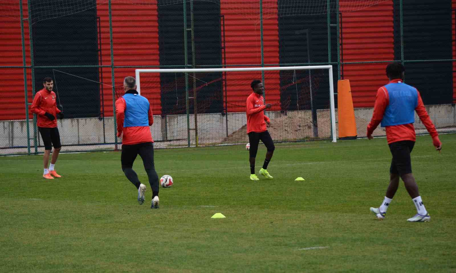 corum-fk-igdir-fkyi-yenerek-galibiyet-serisine-devam-etmek-istiyor