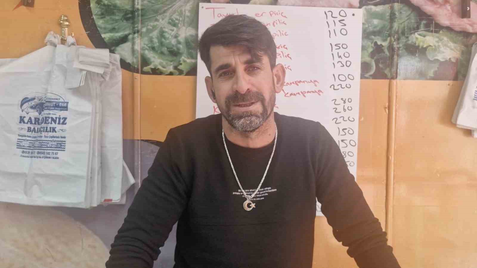 corumda-balikci-baba-ve-oglu-100-kasa-ucretsiz-balik-dagitti