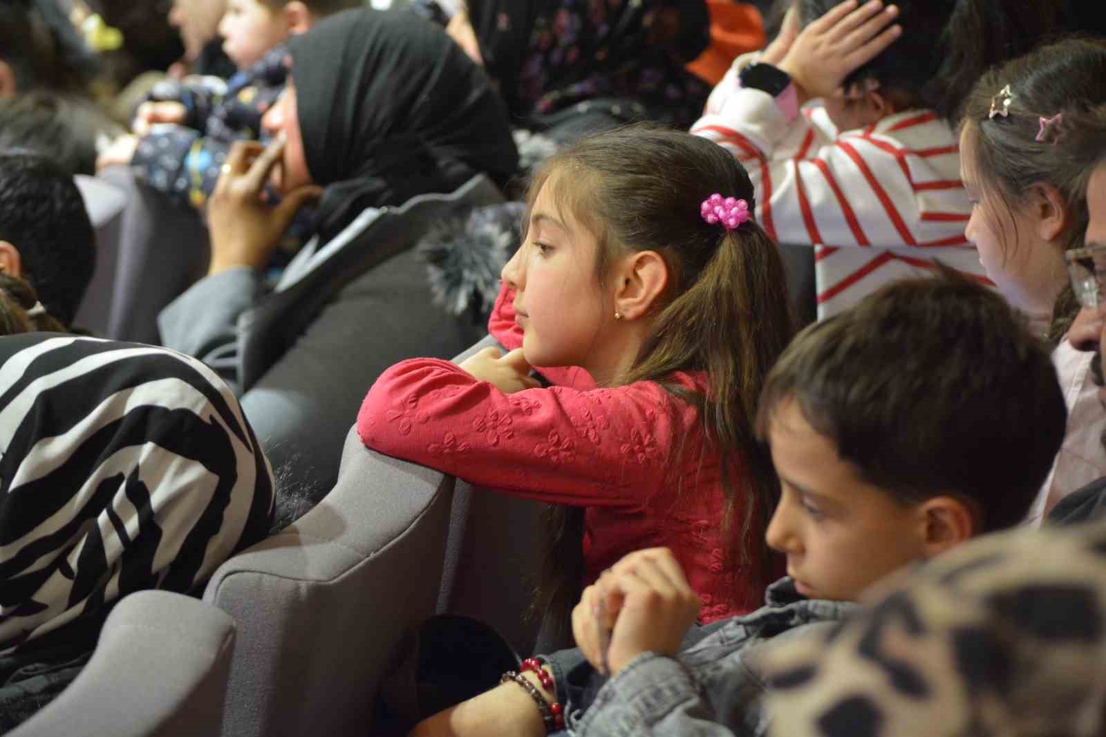 corumda-cocuklar-sevap-icin-yaristi