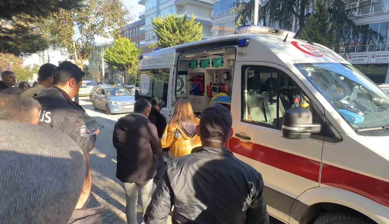 dolmus-kazasinda-hava-yastigi-acildi-1-yolcu-yaralandi