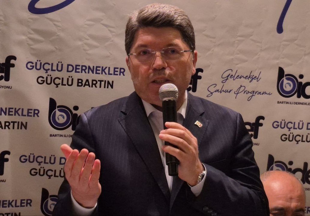 eski-adalet-bakani-tunc-maalesef-soykirimi-onleyecek-kadinlarin-cocuklarin-katledilmesini-engelleyecek-bir-sistem-dunyada-kurulamadi