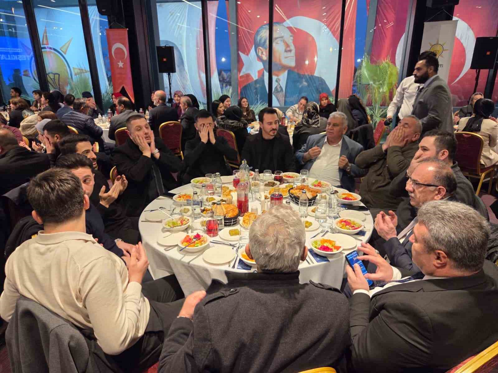 icisleri-bakani-ciftci-genclerimizi-suca-surukleyen-her-turlu-yapi-ile-mucadele-ediyoruz