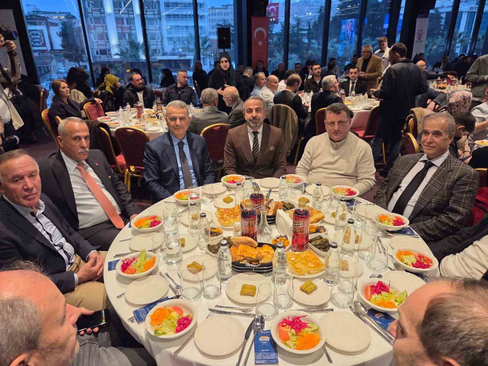 icisleri-bakani-ciftci-genclerimizi-suca-surukleyen-her-turlu-yapi-ile-mucadele-ediyoruz