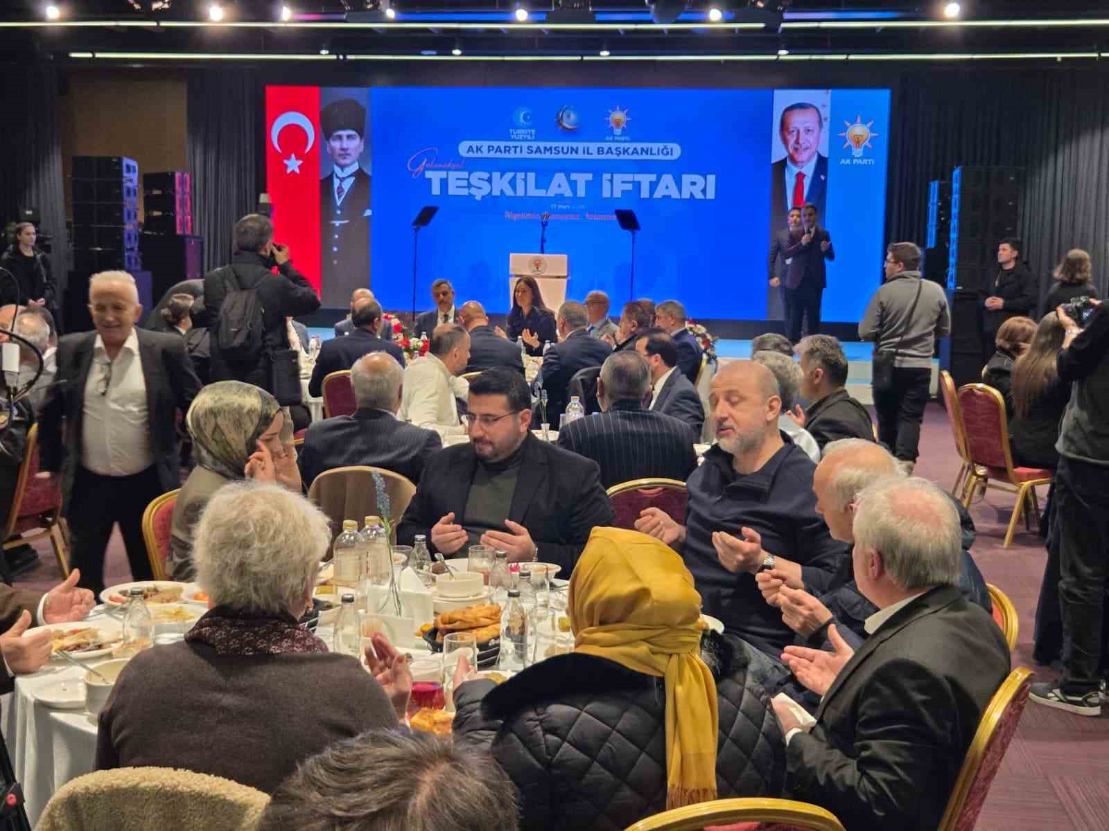 icisleri-bakani-ciftci-genclerimizi-suca-surukleyen-her-turlu-yapi-ile-mucadele-ediyoruz