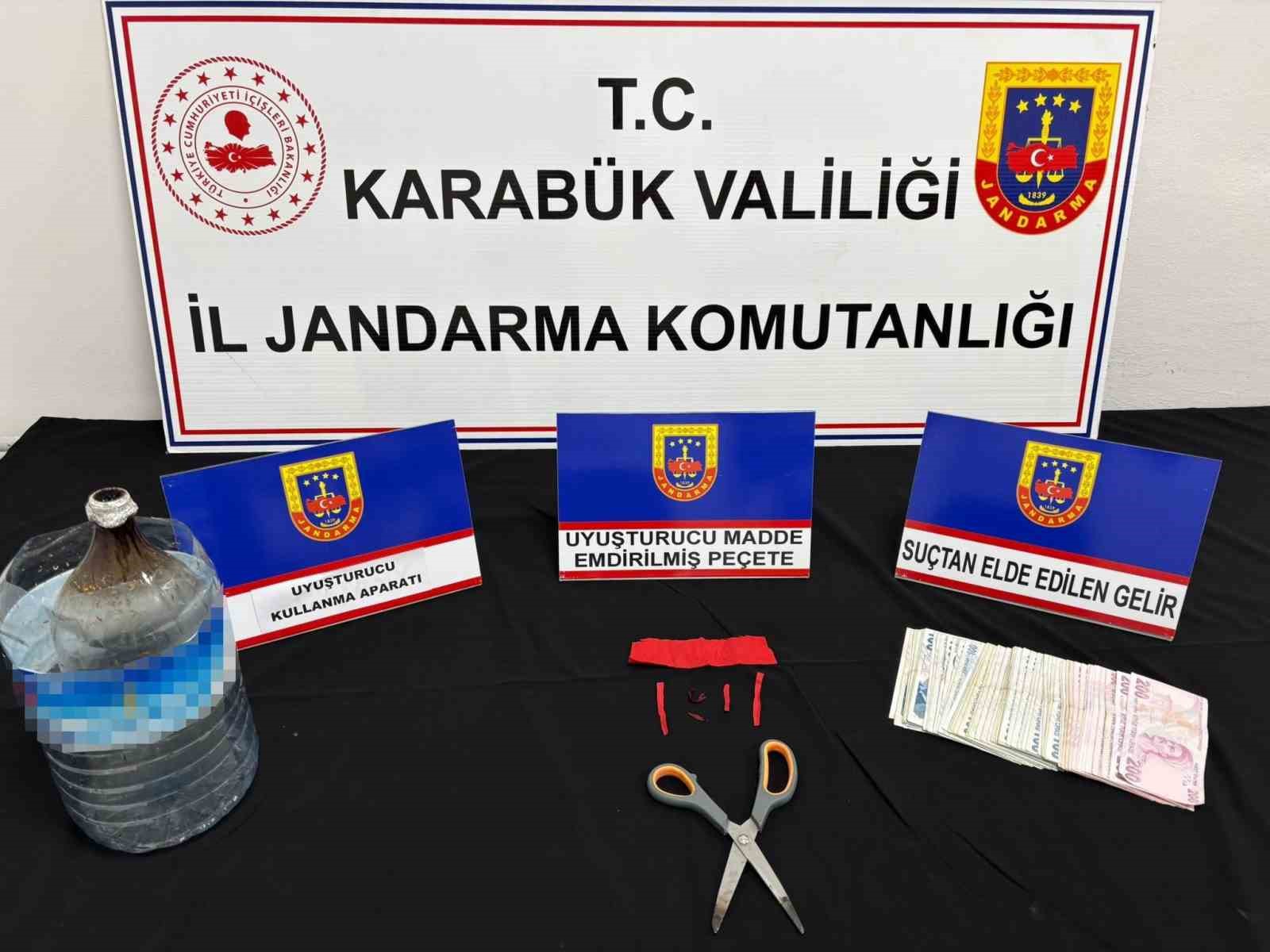 karabukte-jandarmadan-uyusturucu-operasyonu-3-supheli-yakalandi