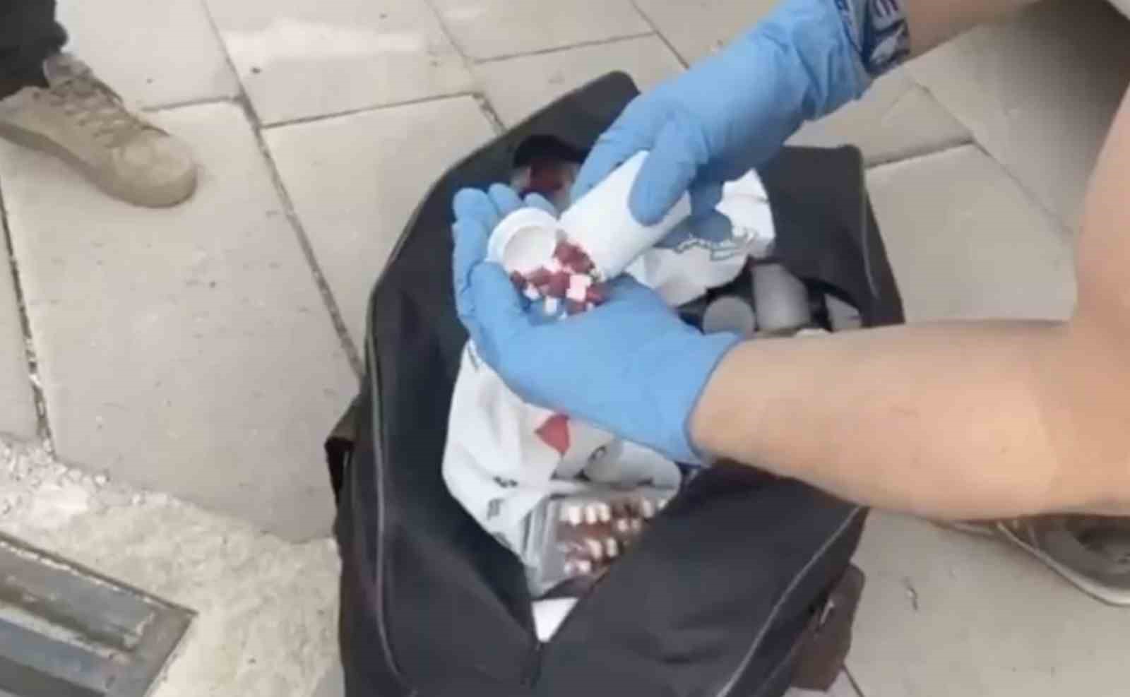 kastamonuda-9-bin-642-adet-sentetik-ecza-hapi-ele-gecirildi