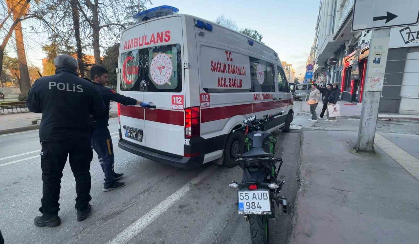 motosiklet-yayaya-carpti-2-yarali