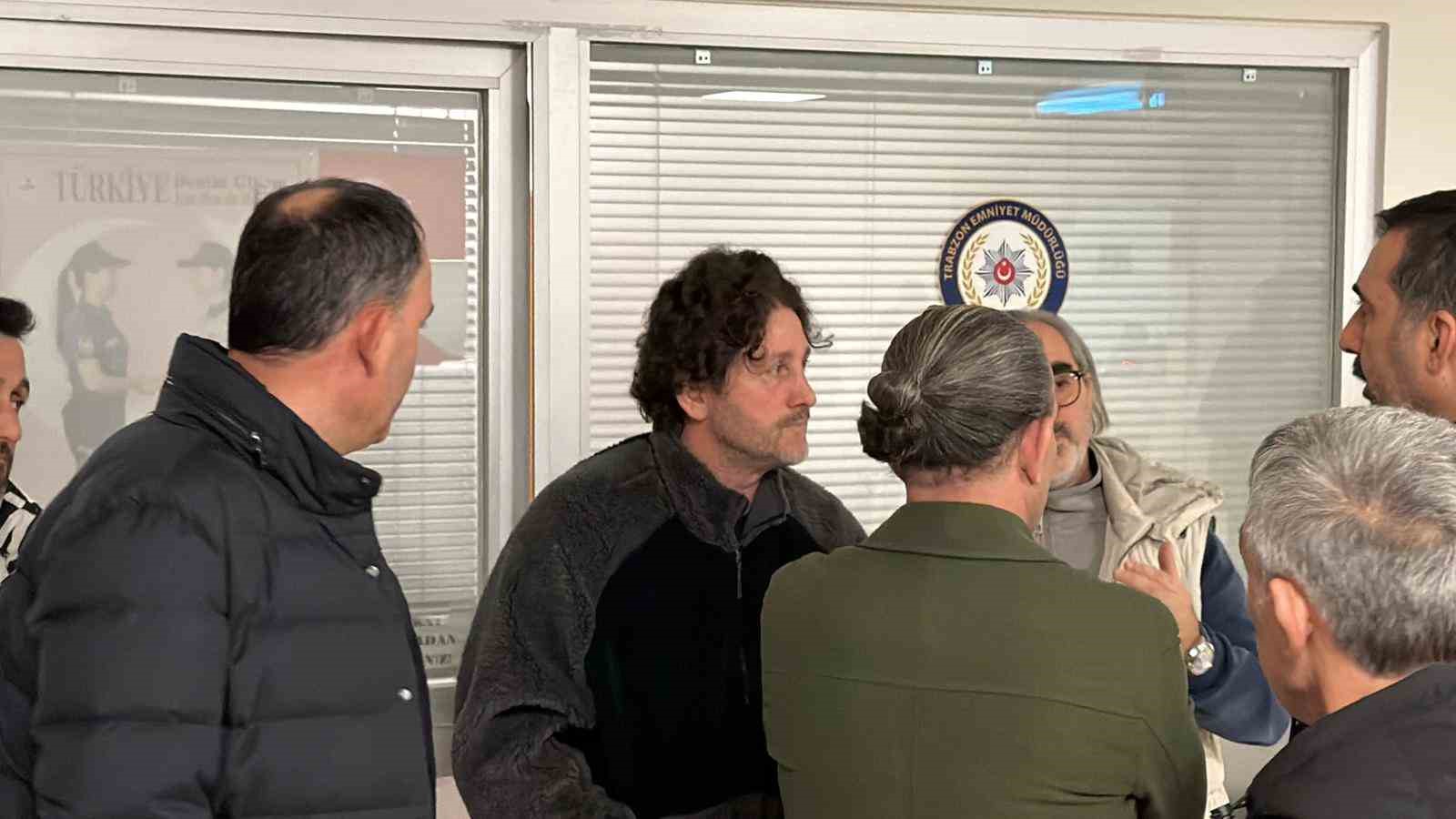 orhan-kaynak-abisi-kayhan-kaynakin-kaderini-yasadi