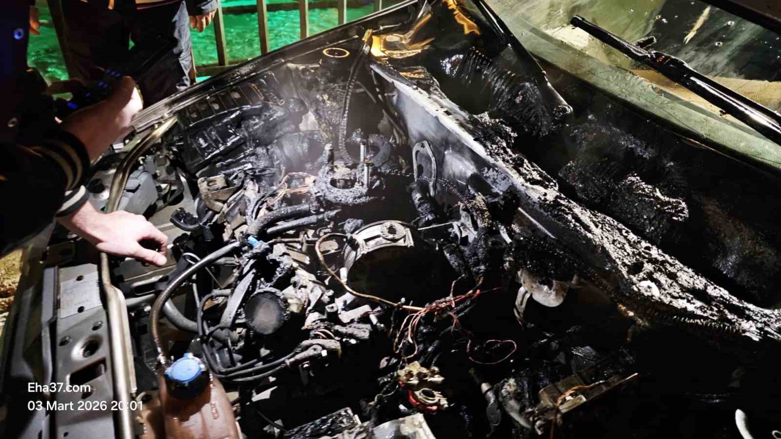 otomobili-kule-donmekten-itfaiye-kurtardi