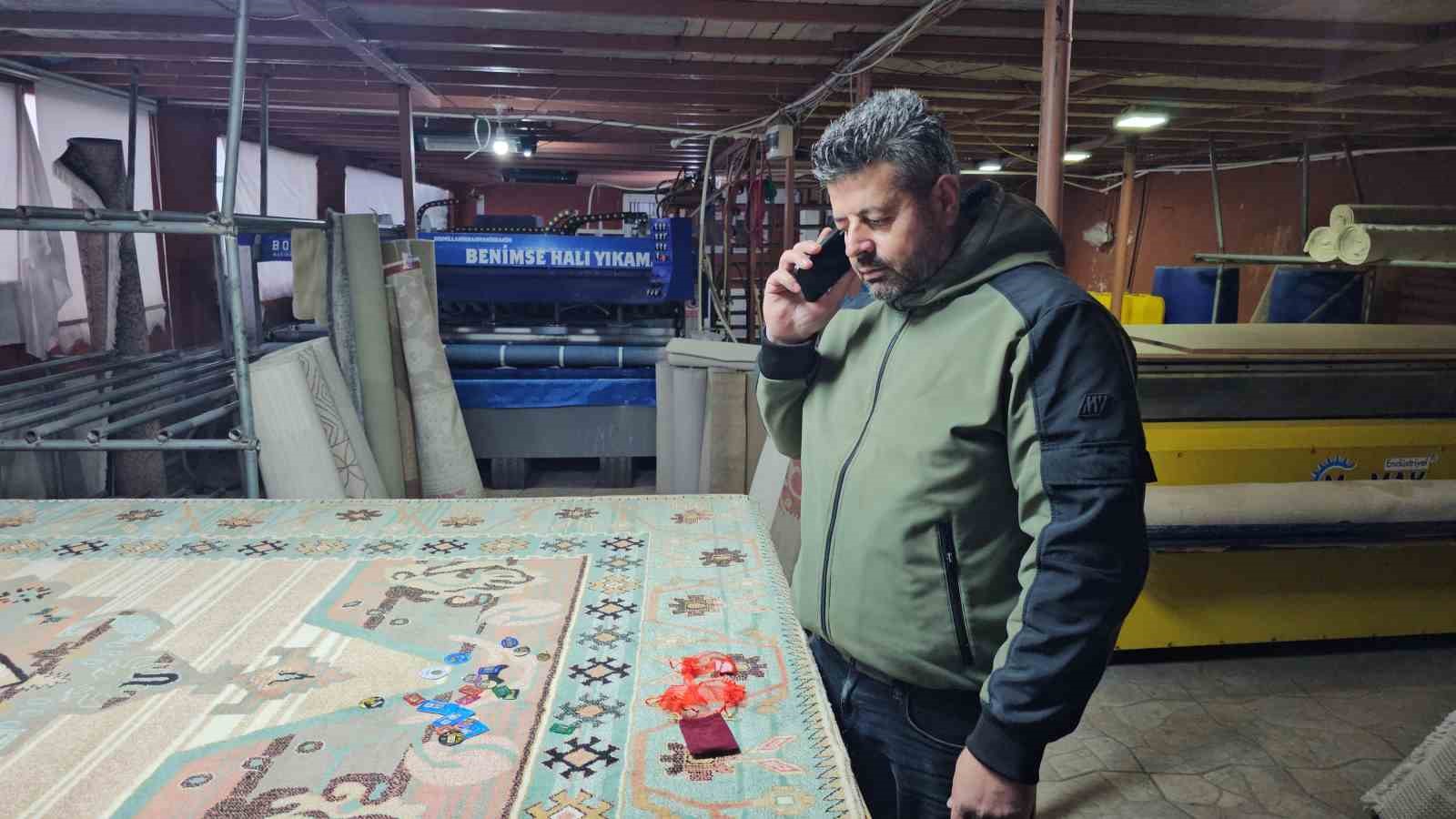 posetten-insanlik-cikti-halinin-arasindaki-altinlar-sahibine-ulastirdi