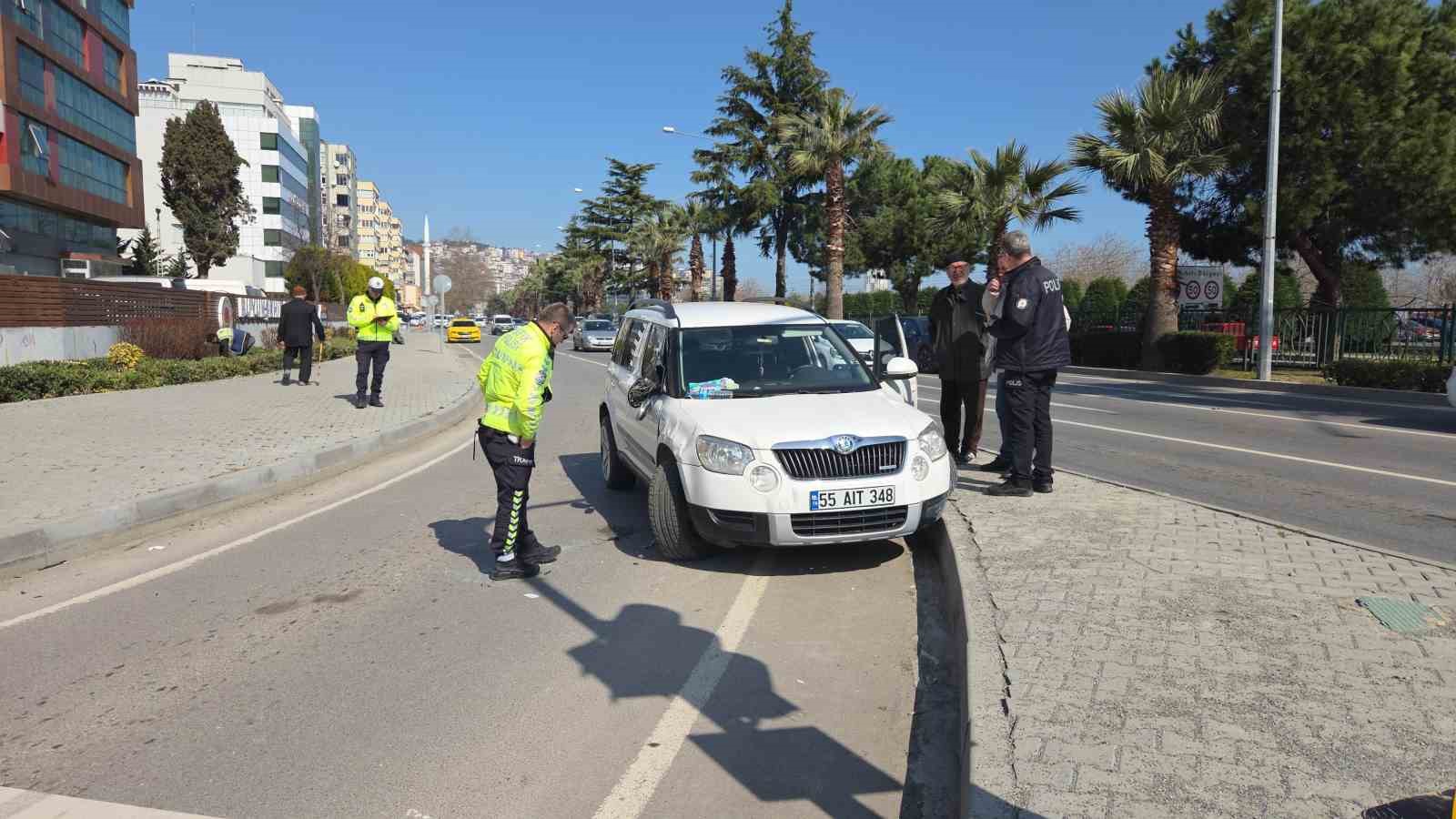 refuje-carpan-otomobil-yan-yatti-1-yarali