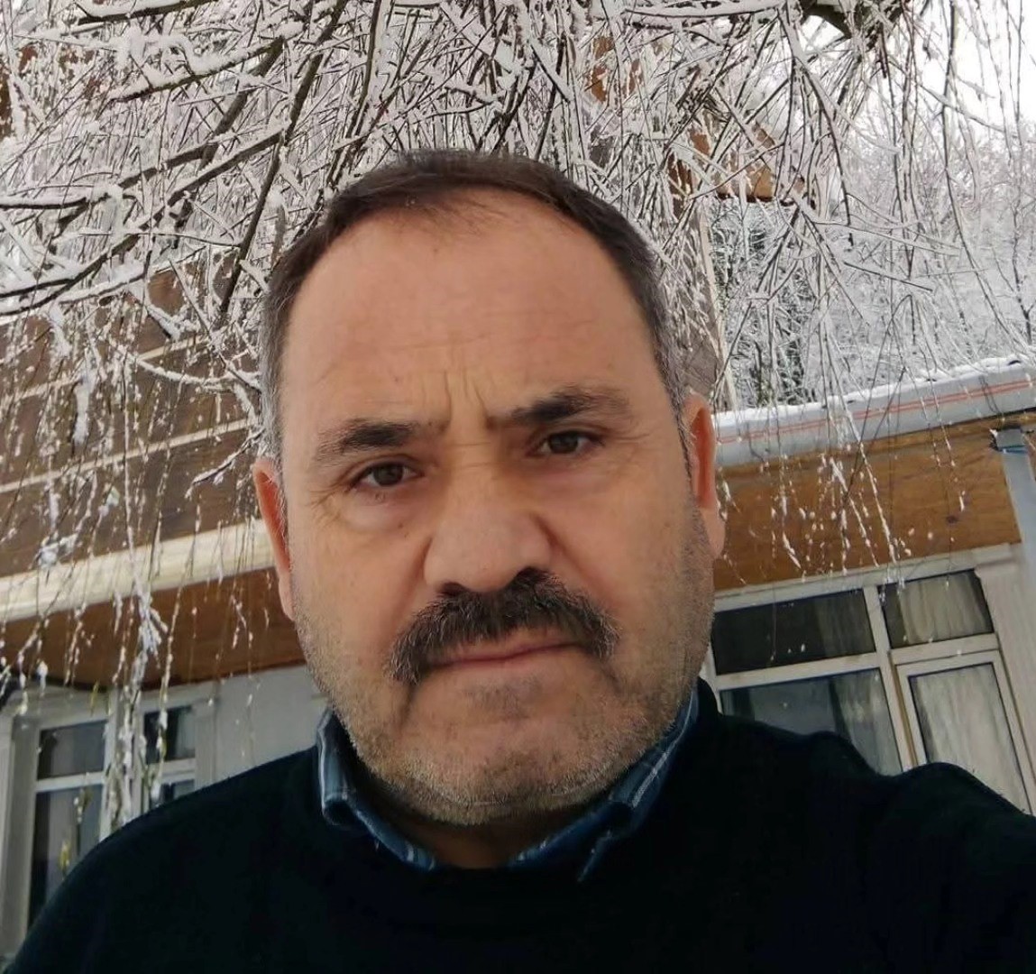 sinopta-kontrolden-cikan-arac-takla-atti