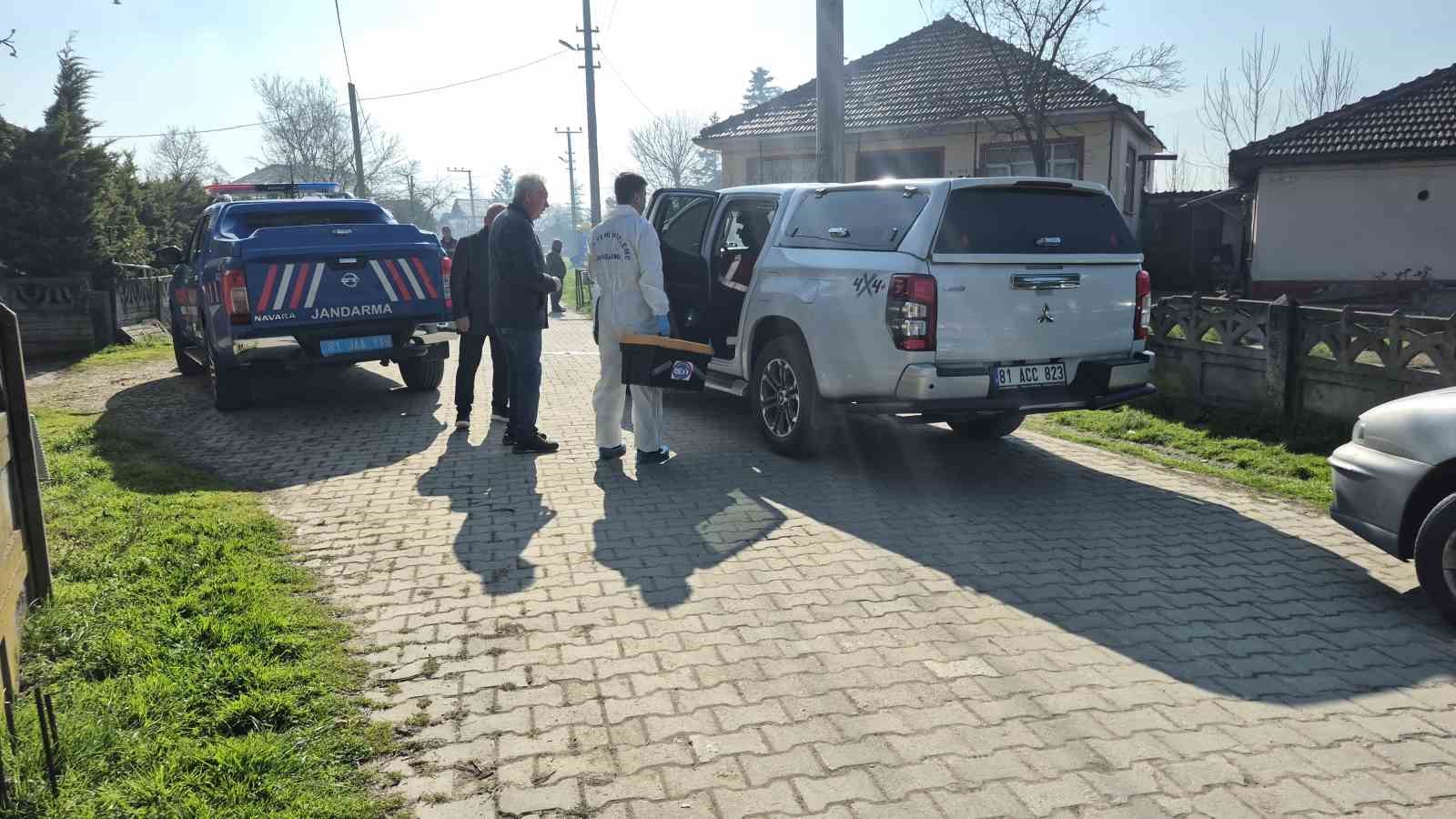 sobadan-sizan-duman-faciasi-1-kisi-hayatini-kaybetti-3-kisi-dumandan-etkilendi