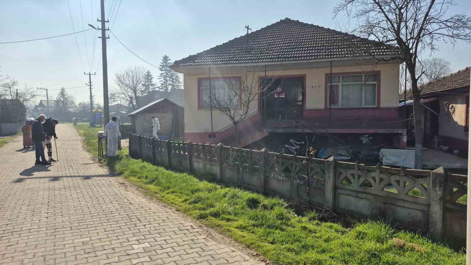 sobadan-sizan-duman-faciasi-1-kisi-hayatini-kaybetti-3-kisi-dumandan-etkilendi