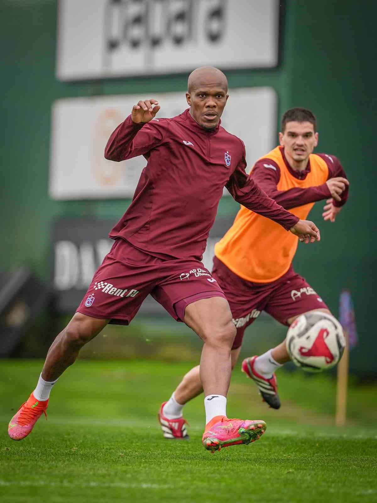 trabzonspor-galatasaray-maci-hazirliklarini-surdurdu