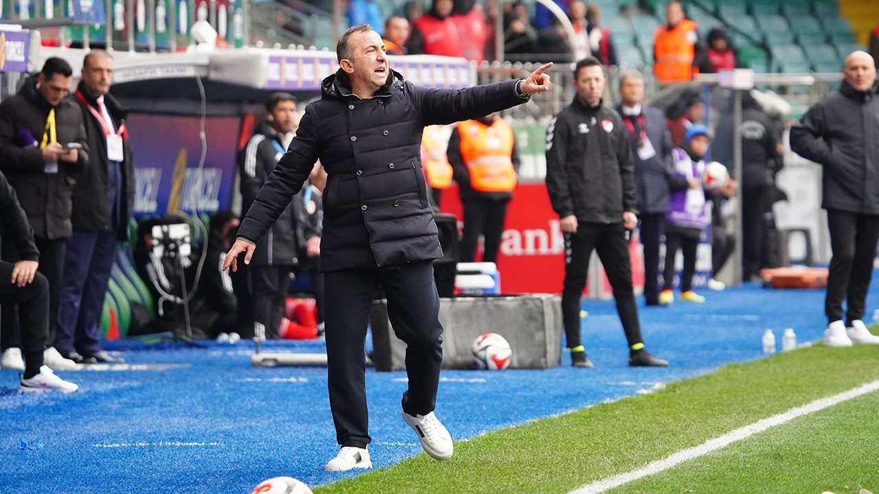 trendyol-super-lig-caykur-rizespor-1-antalyaspor-0-mac-sonucu