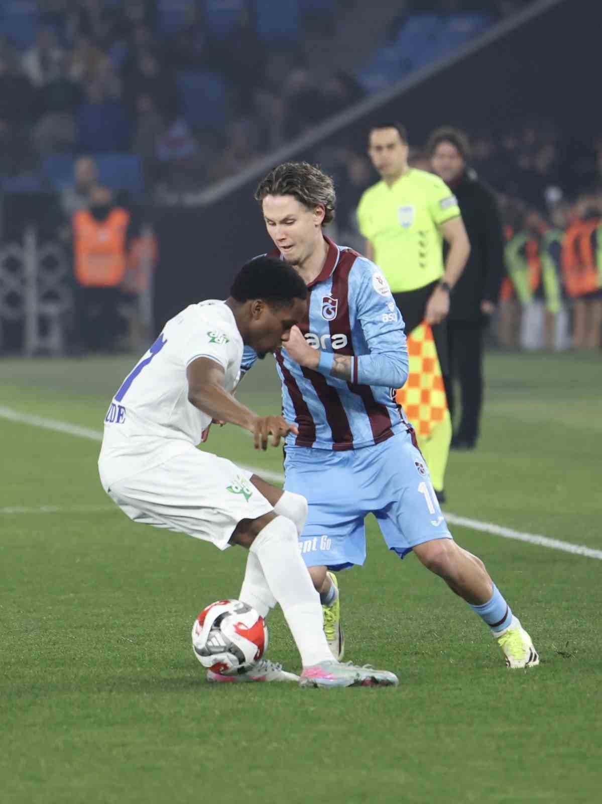 trendyol-super-lig-trabzonspor-0-caykur-rizespor-0-ilk-yari