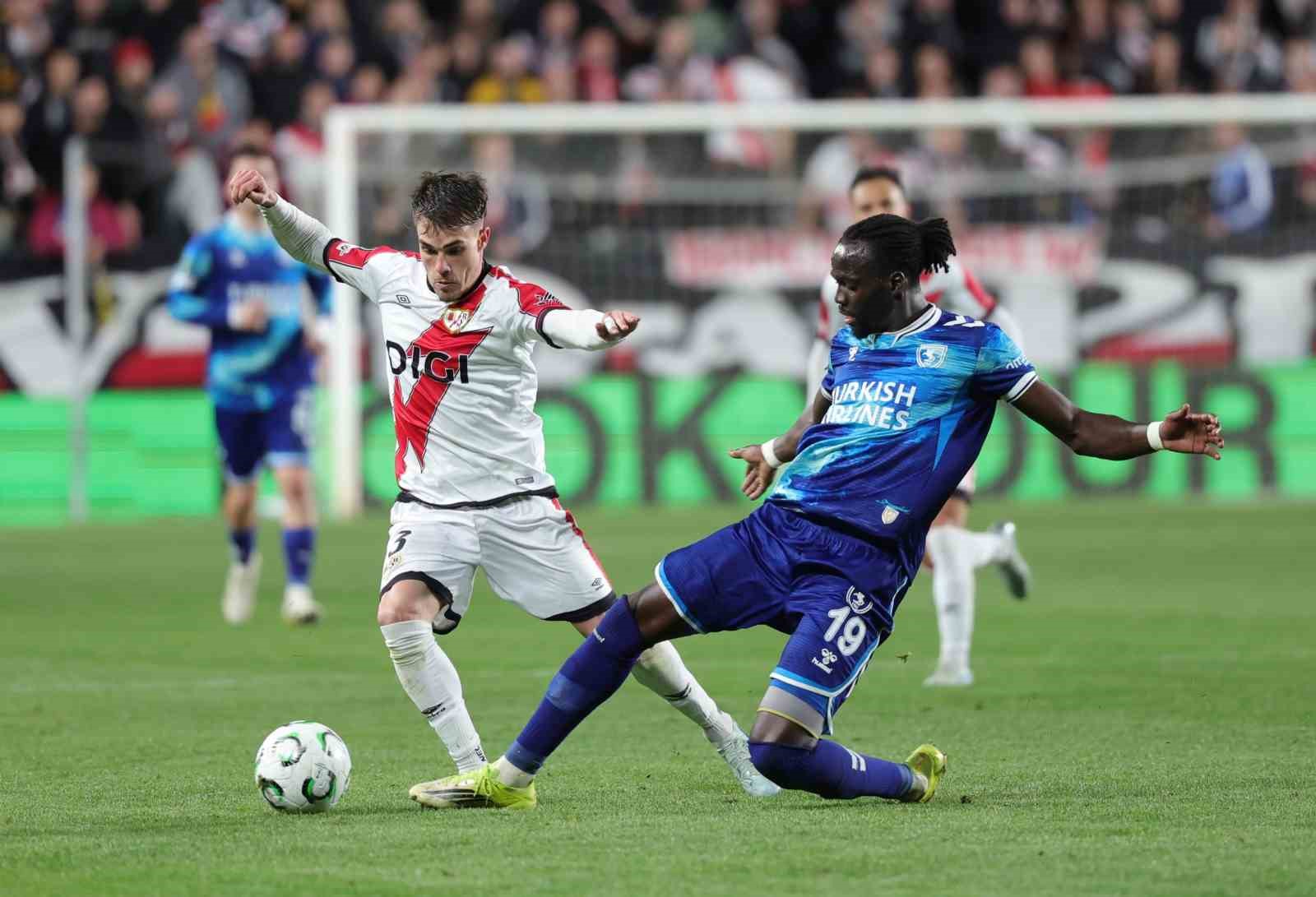 uefa-konferans-ligi-rayo-vallecano-0-samsunspor-1-mac-sonucu