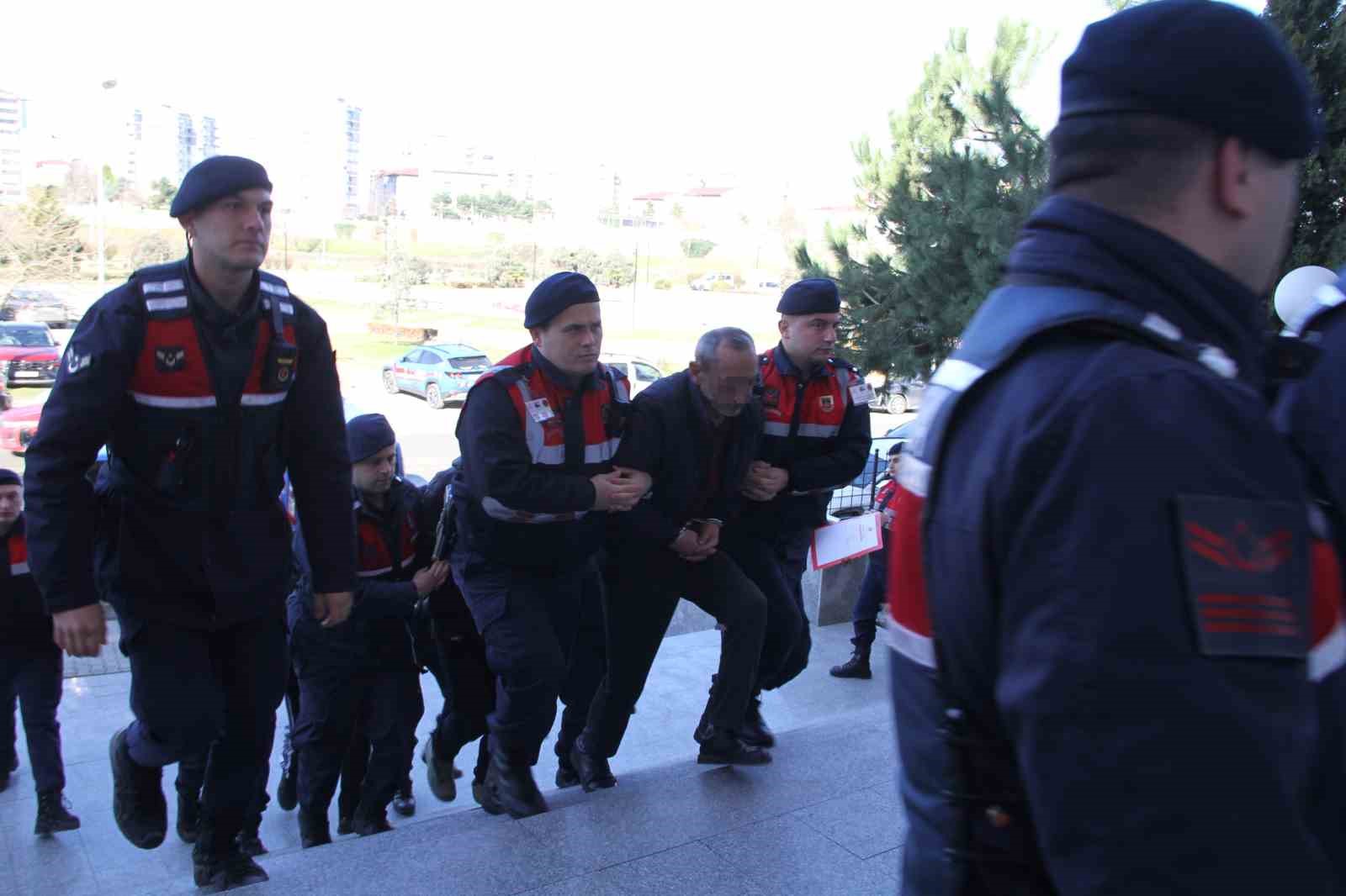 uyusturucu-operasyonunda-15-supheliye-adli-kontrol