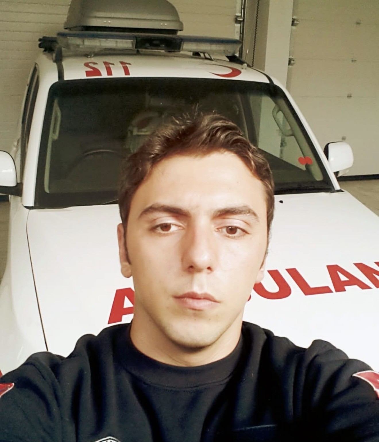 vakaya-giden-ambulansin-kaza-ani-kamerada-1-olu-3-yarali