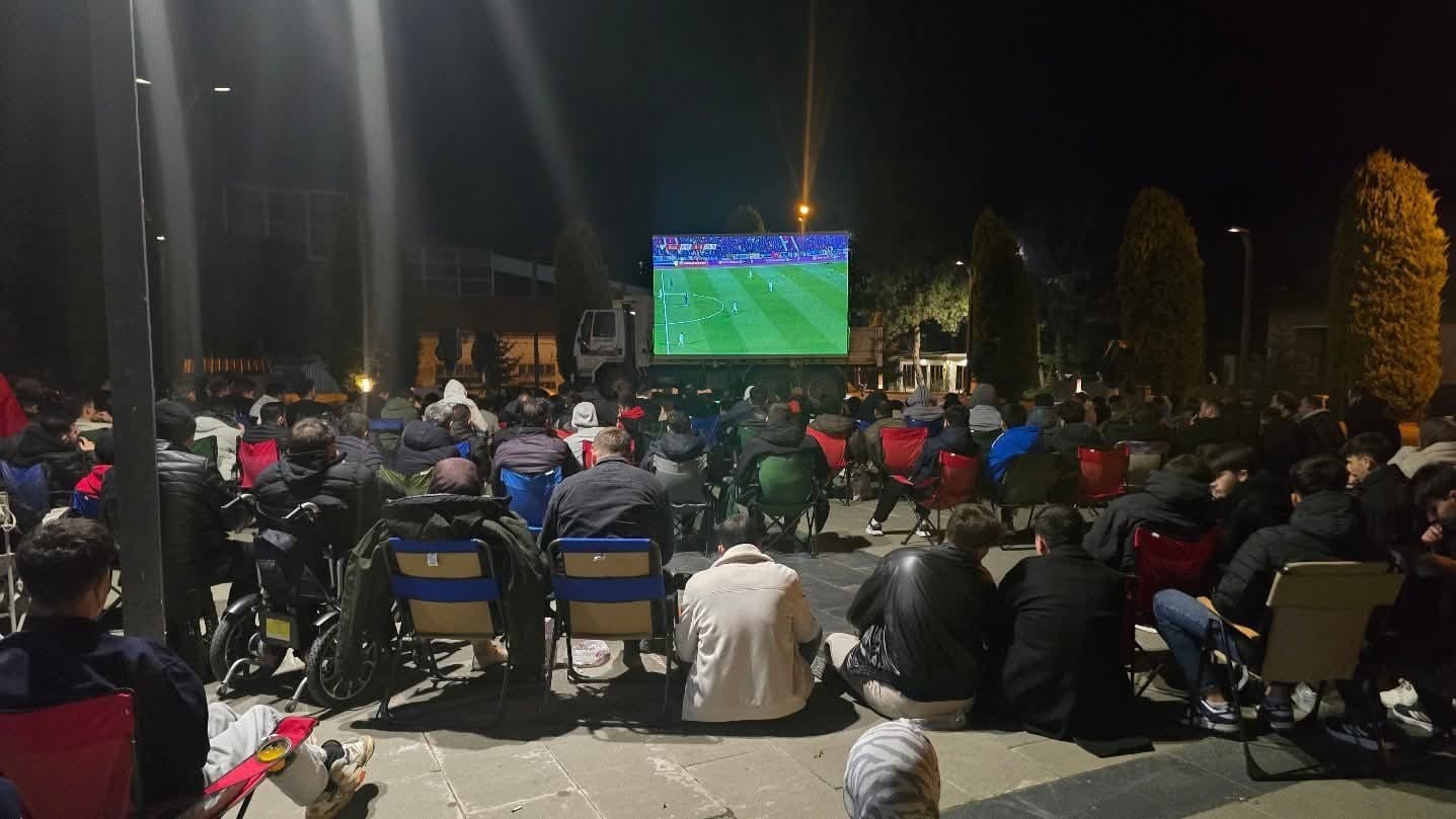 amasyalilar-dunya-kupasi-sevincini-oynayarak-kutladi