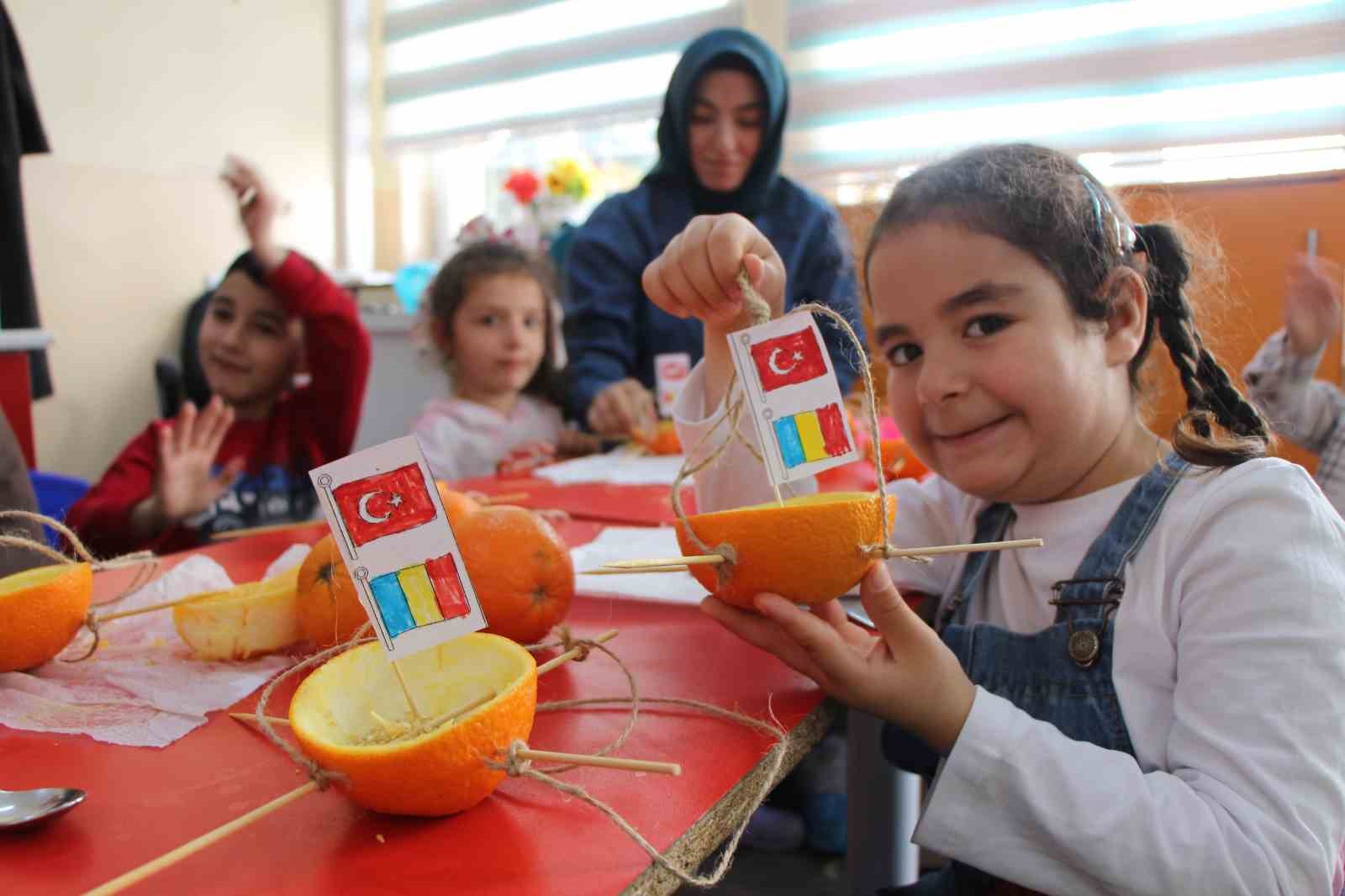 ana-sinifinda-portakallar-kuslar-icin-yemlik-ve-yuvaya-donustu