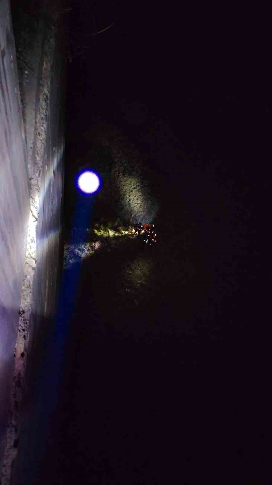 artvinde-70-metrelik-duvardan-dusen-kisi-hayatini-kaybetti