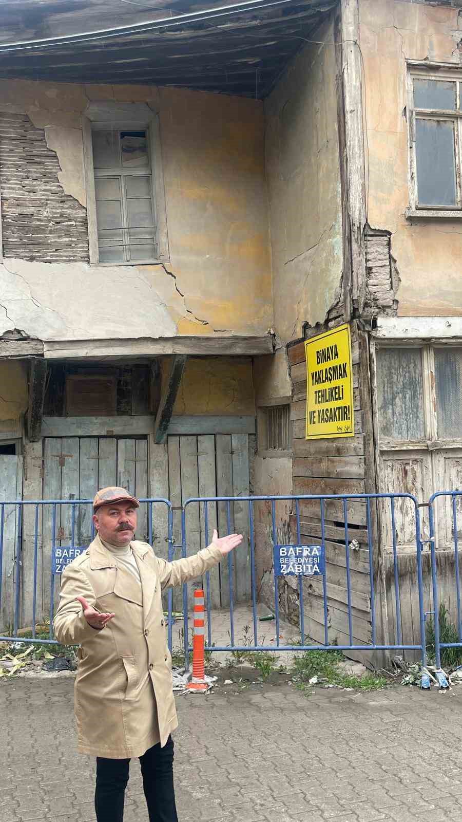 bafrada çökme riski taşıyan yapılar için belediyenin daha ciddi önlemler alması istendi