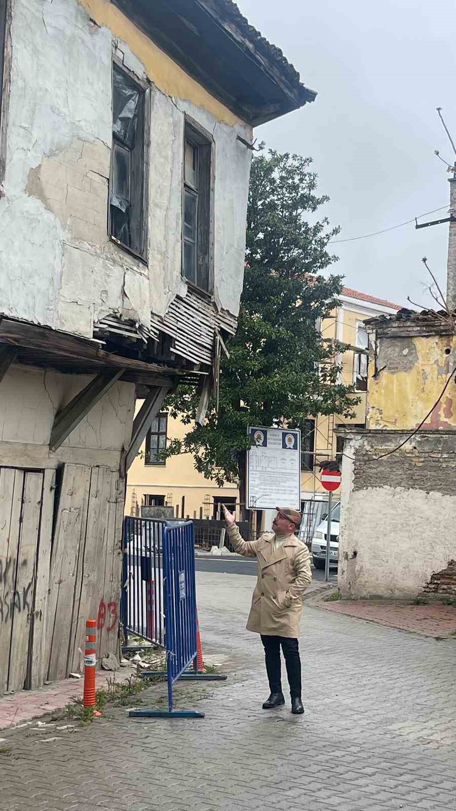 bafrada çökme riski taşıyan yapılar için belediyenin daha ciddi önlemler alması istendi