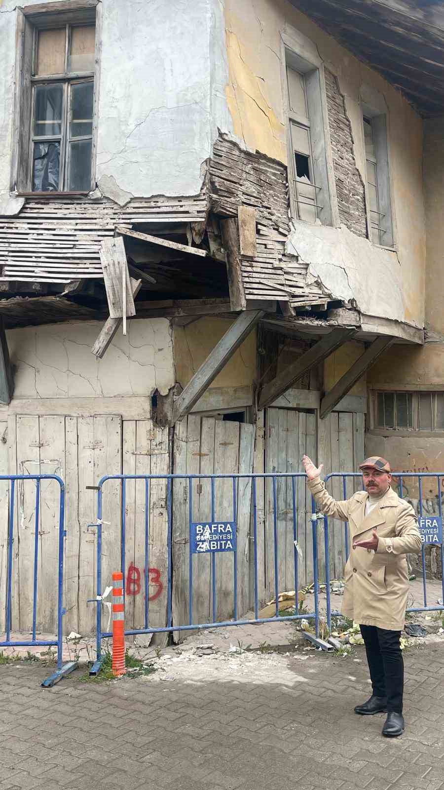 bafrada çökme riski taşıyan yapılar için belediyenin daha ciddi önlemler alması istendi