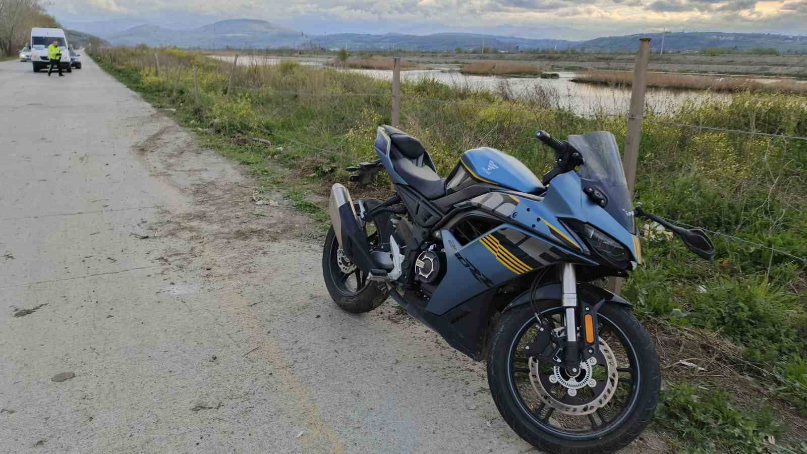 bafrada-motosiklet-kazasi-1-yarali