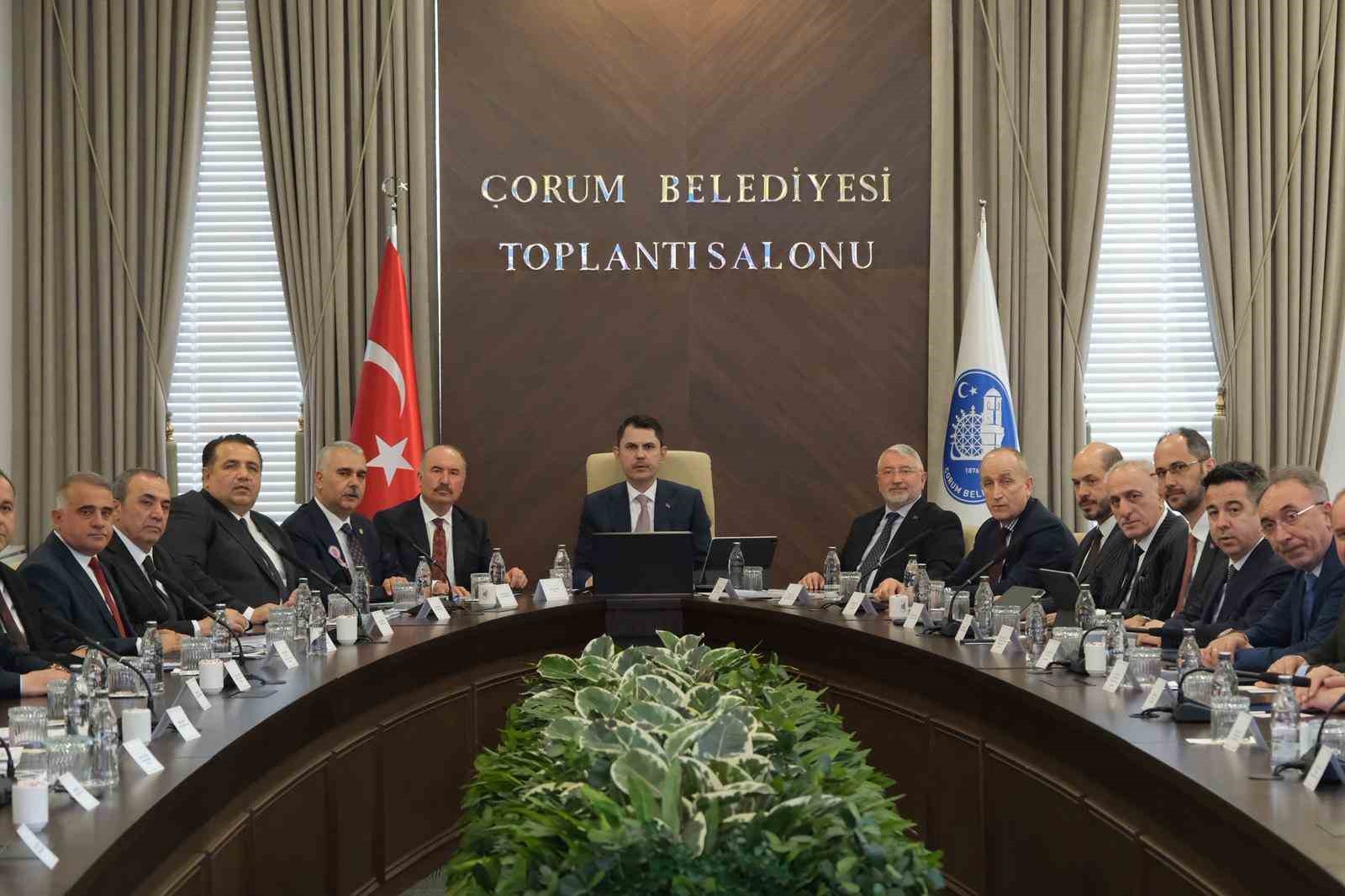bakan-murat-kurumdan-corum-belediyesine-ziyaret