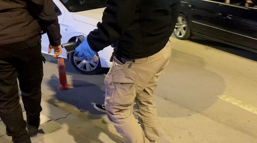 boluda-alacak-verecek-kavgasinda-silahlar-konustu