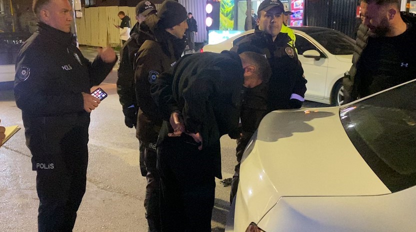 boluda-alacak-verecek-kavgasinda-silahlar-konustu