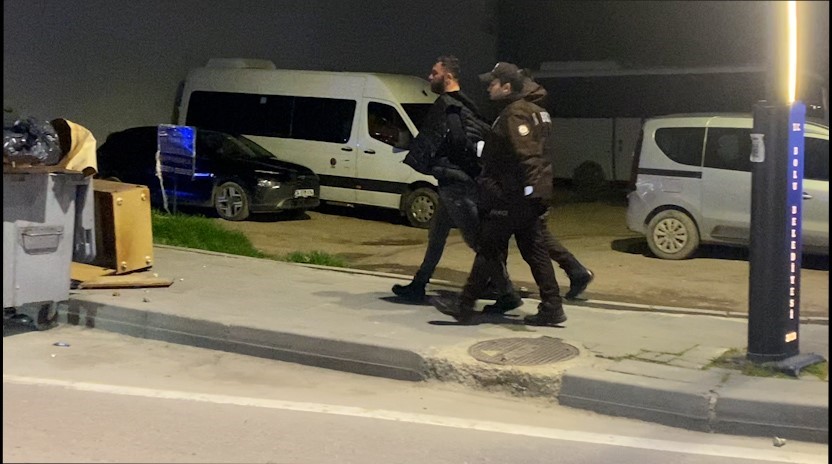 boluda-alacak-verecek-kavgasinda-silahlar-konustu