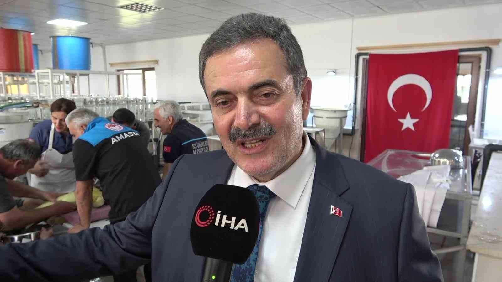 bu-baligin-havyari-siyah-inci-karadenize-8-bin-adet-dagitilacak-ciple-takip-edilecek