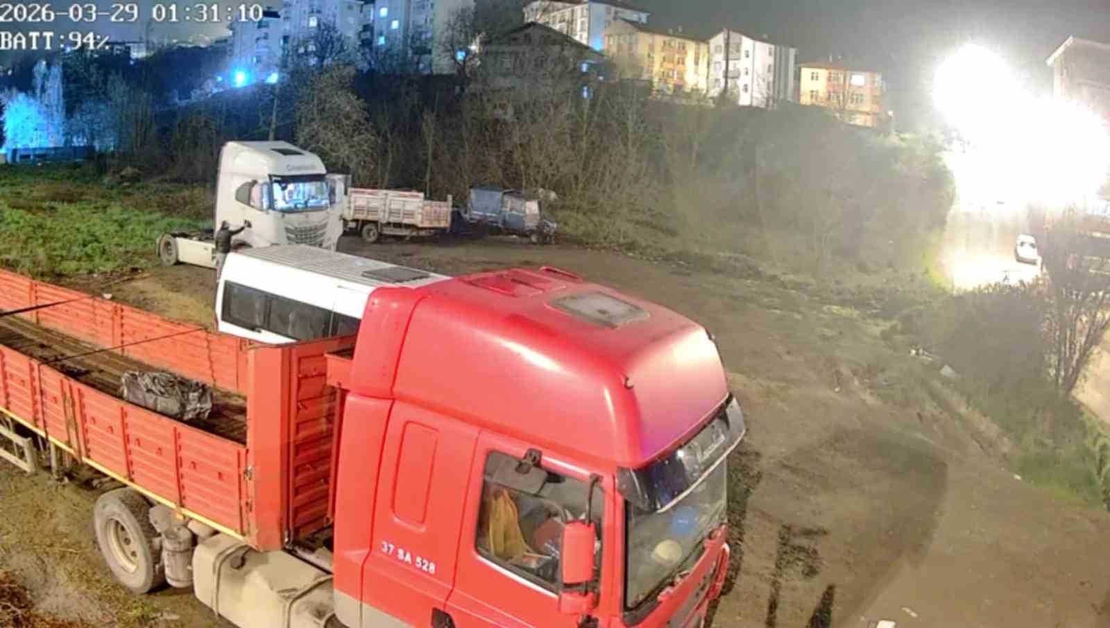 caldigi-tiri-satamayinca-dolandirildi-polise-magdur-rolu-yapinca-yakayi-ele-verdi